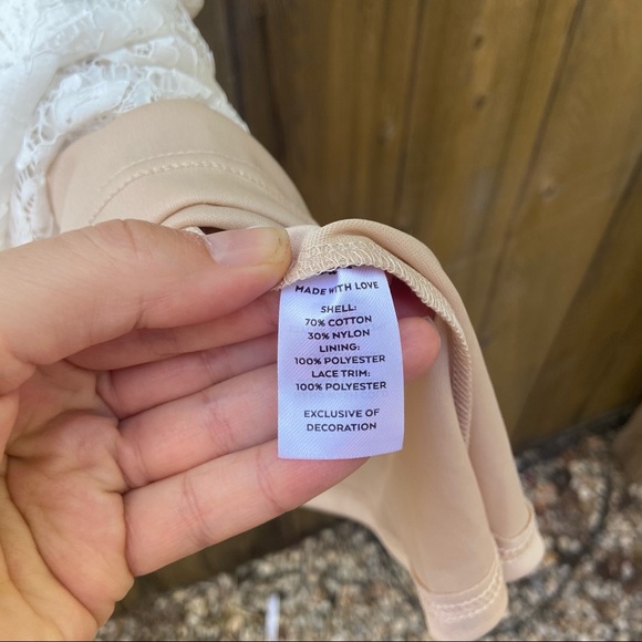 White Lace Off the shoulder Midi Dress 🌿 - Picture 9 of 10